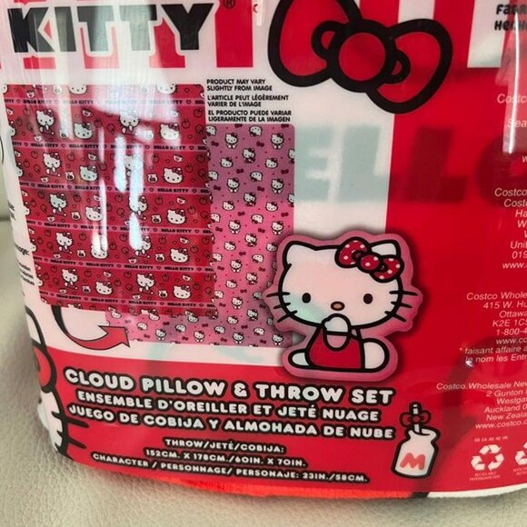 Hello Kitty Cloud Pillow and Throw Set - Picture 3 of 4